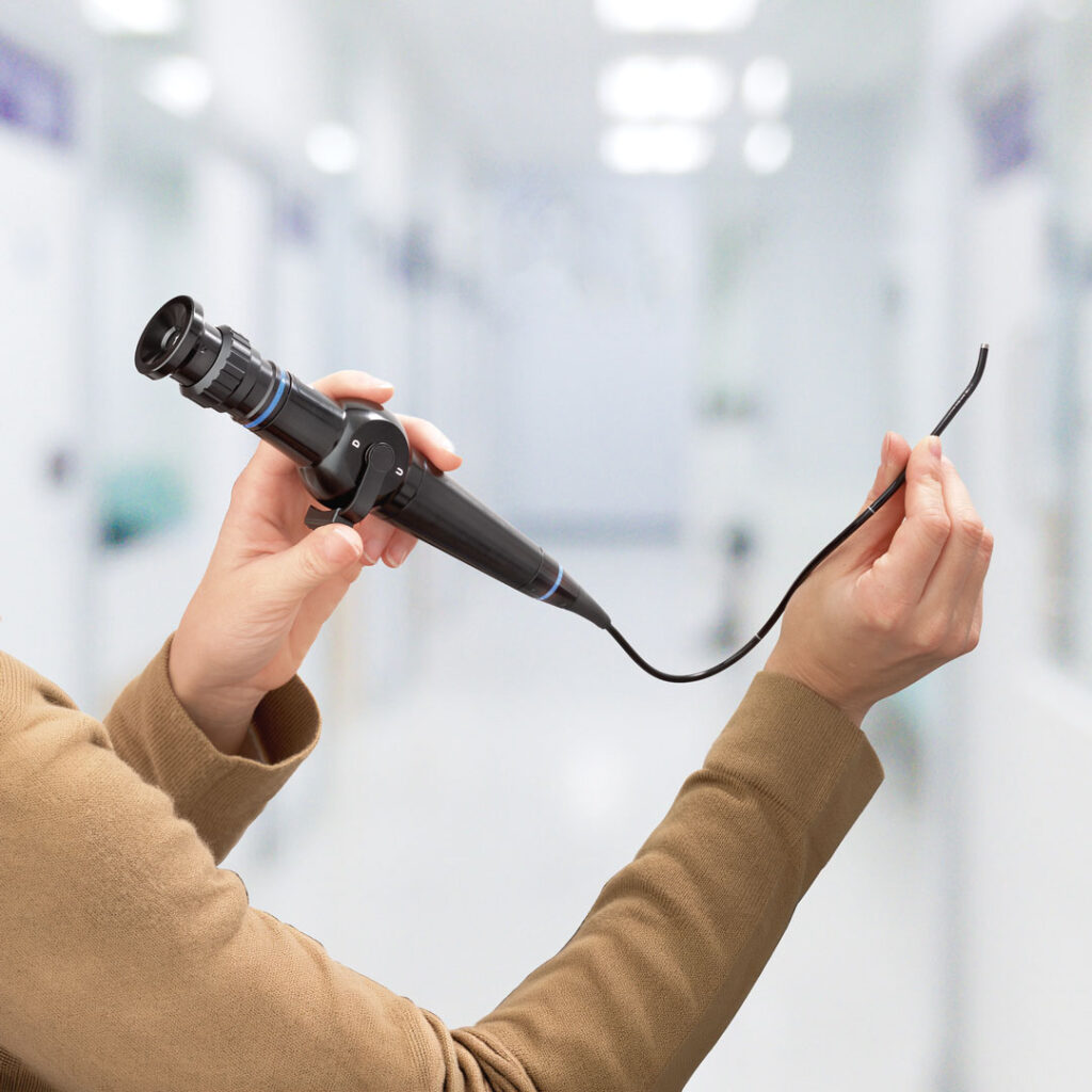 Holding the ENT 3.6FP Flexible Nasopharyngoscope